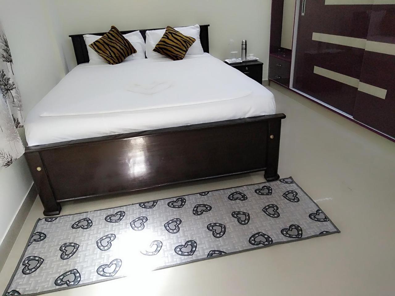 Deeya Suites Private Limited Bangalore Exterior photo